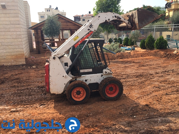 إضافة صفوف متنقلة في مدرسة أجيال